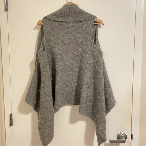DKNY knit sleeveness open cardigan - Picture 9 of 9